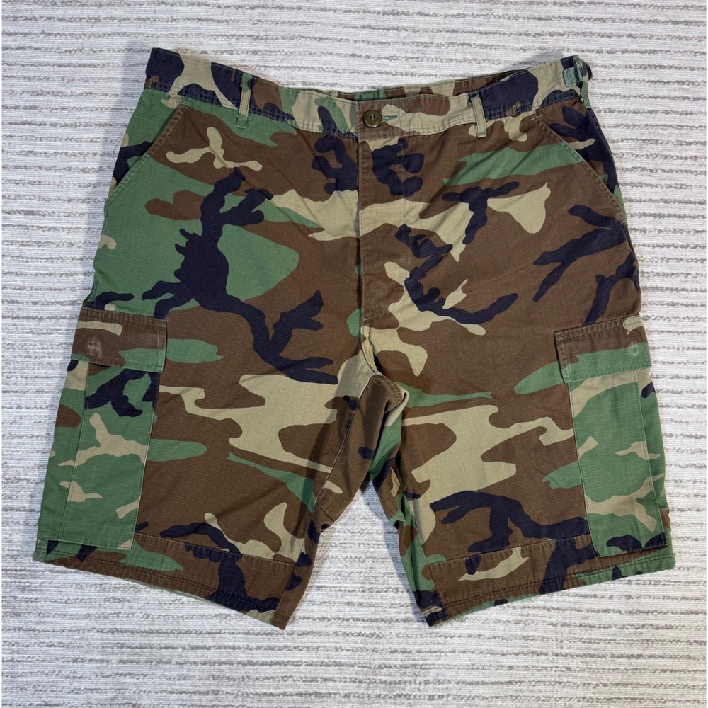 Vintage US Military Woodland Camo Cargo Shorts Mens Large Regular Ripstop BDU